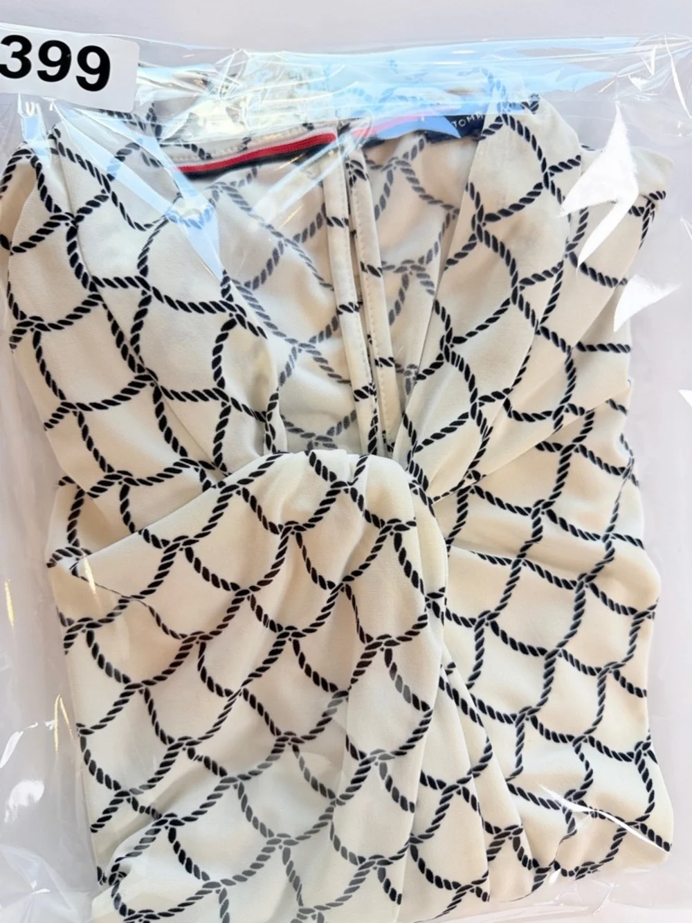 Tommy Hilfiger‎ Rope Print Sleeveless Blouse Twisted Knot V-Neck Nautical